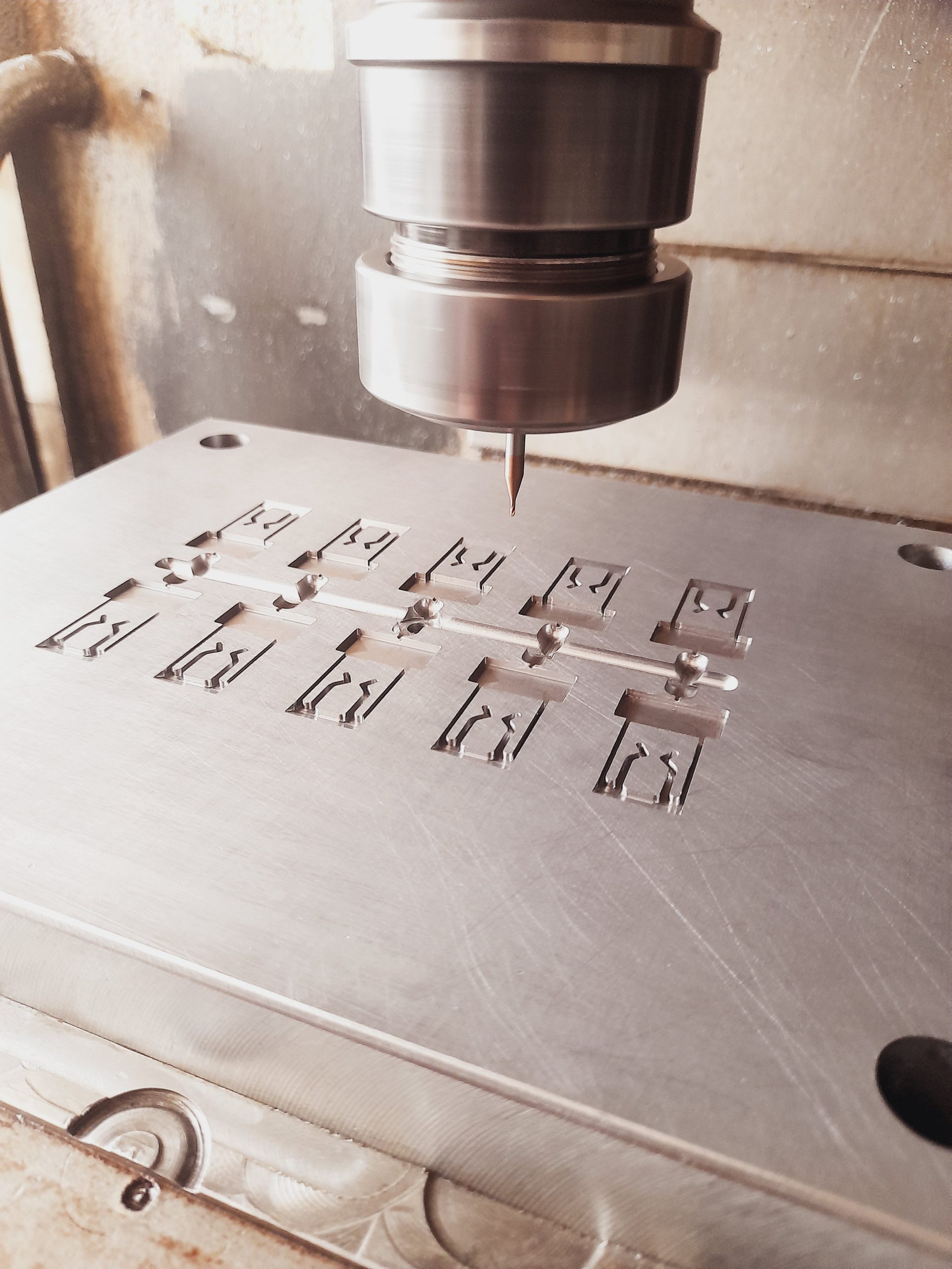 زمان تحویل پروژه